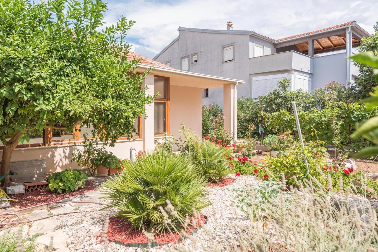 Marica Villa Tkon Bagian luar foto
