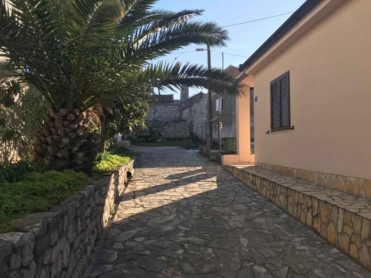 Marica Villa Tkon Bagian luar foto